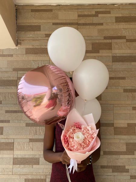 BALLON AND BOUQUET