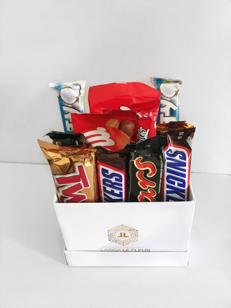 SMALL MIXED CHOCOLATE BOX