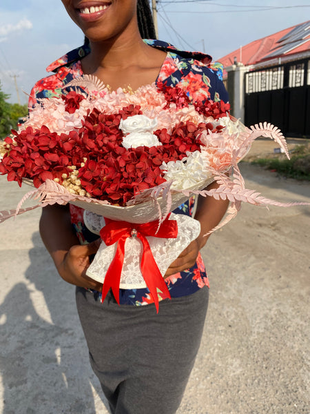 BOUQUET KEMI