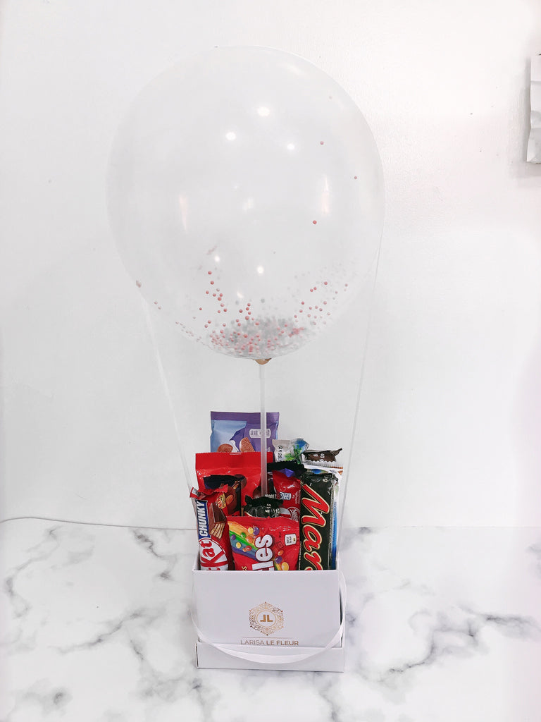 SMALL MIXED CHOCOLATE BOX WITH A BALLON
